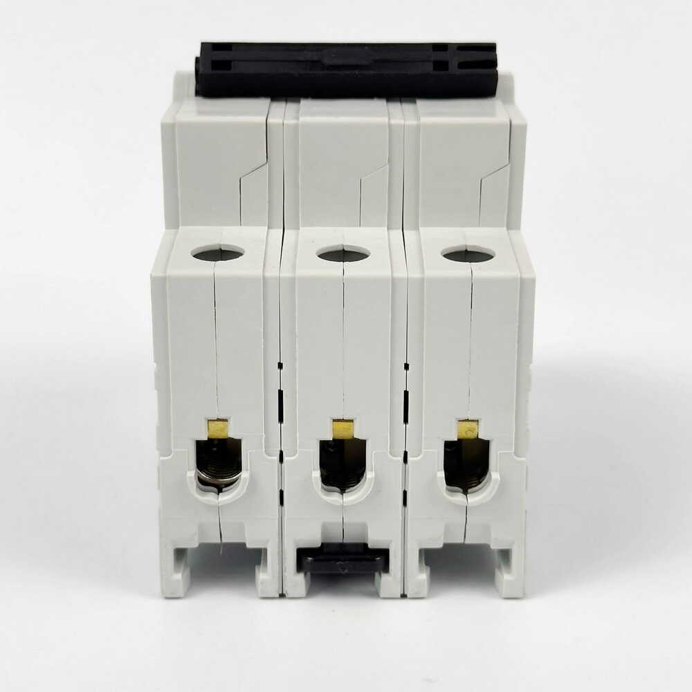 Автоматический выключатель ABB basic M 3P B16 ( 2CDS643041R0165 )